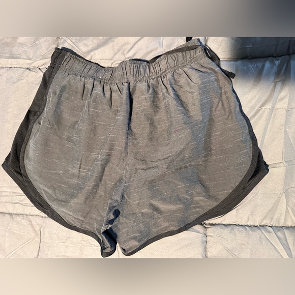 Nike short bundle - Picture 4 of 5